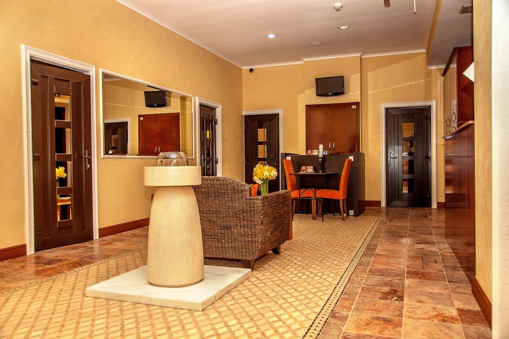 Optima Collection Kamianets-Podilskyi Hotel Exterior photo