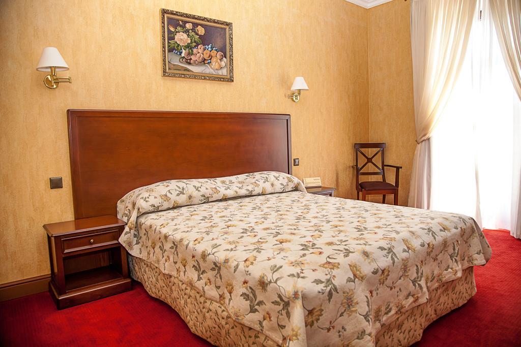 Optima Collection Kamianets-Podilskyi Hotel Exterior photo