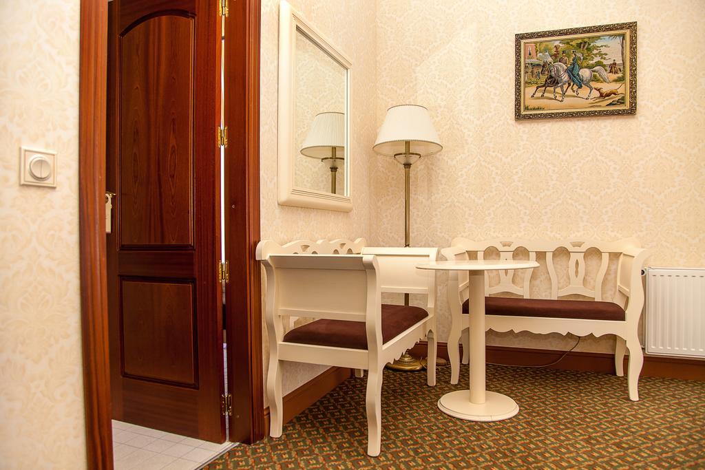 Optima Collection Kamianets-Podilskyi Hotel Exterior photo